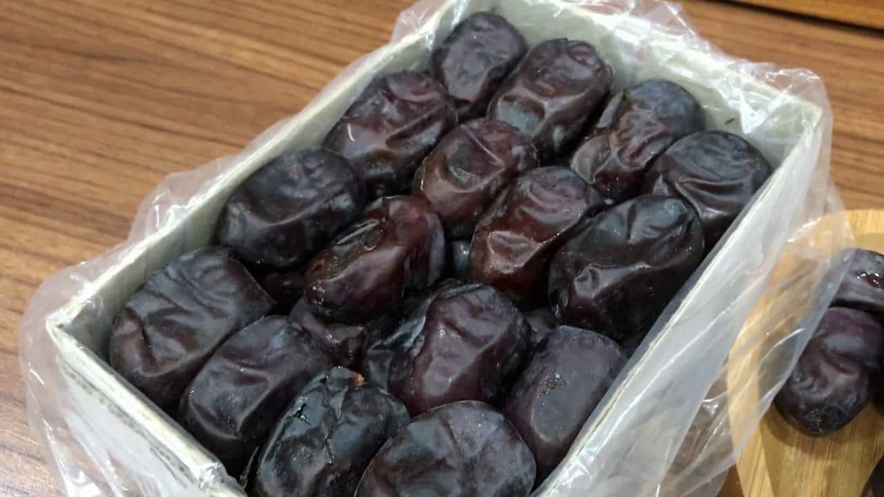 خرما مضافتی تازه برداشت شده از دل باغ های ویژه